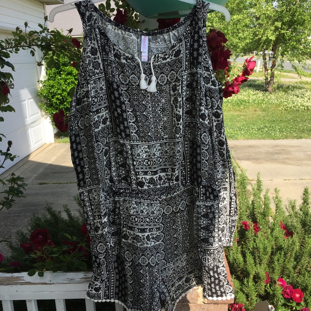 Girl’s cold shoulder romper